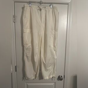 EUC- Plus Size Aeropostale Parachute Cargo Pants